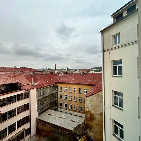 Red & Blue Design Hotel Prag Exteriör bild